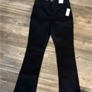 Style & Co Women’s Black tummy control Boot Cut Flared Jeans Size 6